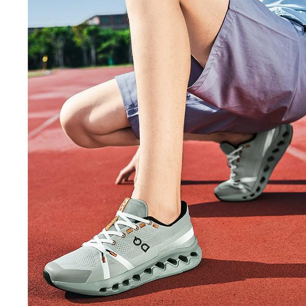 Running Shoes Outdoor Jogging Shoes Fitness Training Shoes Breathable Shock Absorption Men's Fashion Casual Shoes