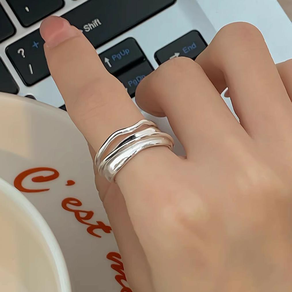 Women s Adjustable Oval Black Zirconia Ring with Intersecting Lines - Trendy, Cool, and Sweet Index Finger Jewelry Adjustable