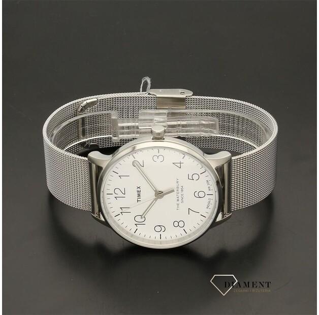 Timex Waterbury TW2R25800 Watch