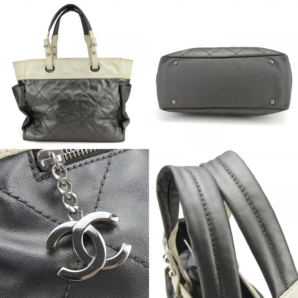 Gebrauchte CHANEL Tragetasche Paris Biarritz GM Beschichtete Leinwand Silber Silber Mit Pochette