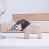 Tire-bouchon - kikkerland - eléphant - acier inoxydable - bois hêtre - design contemporain