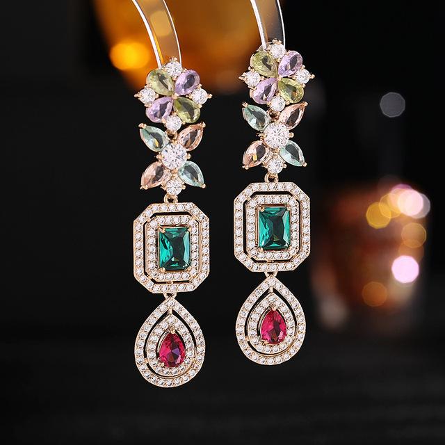 925 Sølv Elegant Temperament Bling Zircon Innlagt Dangle Øredobber Overdrevne Geometriske Lange Drop Øredobber Bryllup Fine smykker