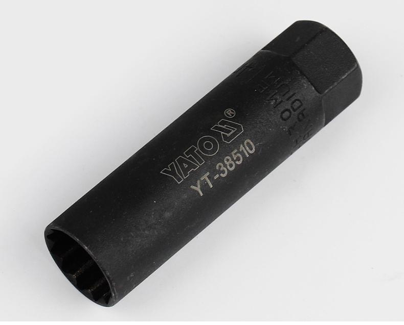 Yiertuo Magnetic 12-Point Thin-Walled Chrome-Molybdenum Steel Spark Plug Socket 3/8" Wrench