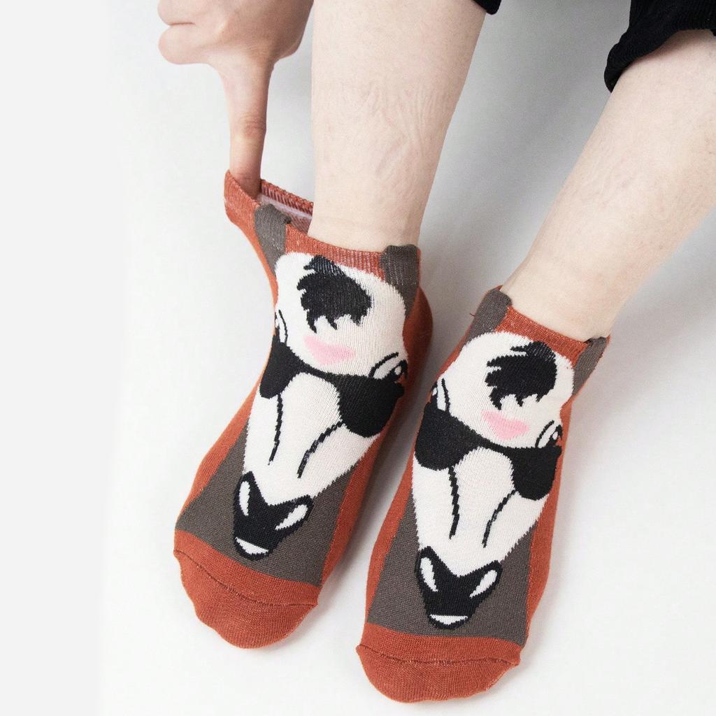 Women's Mid-Calf Socks, Autumn and Winter Style, Fashionable and Personalized Comic Mid-Calf Pony Pattern, Street Fashion Socks