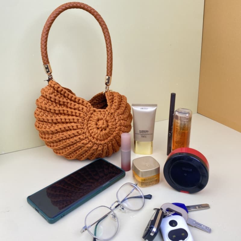 Hand Woven Shell Handbag