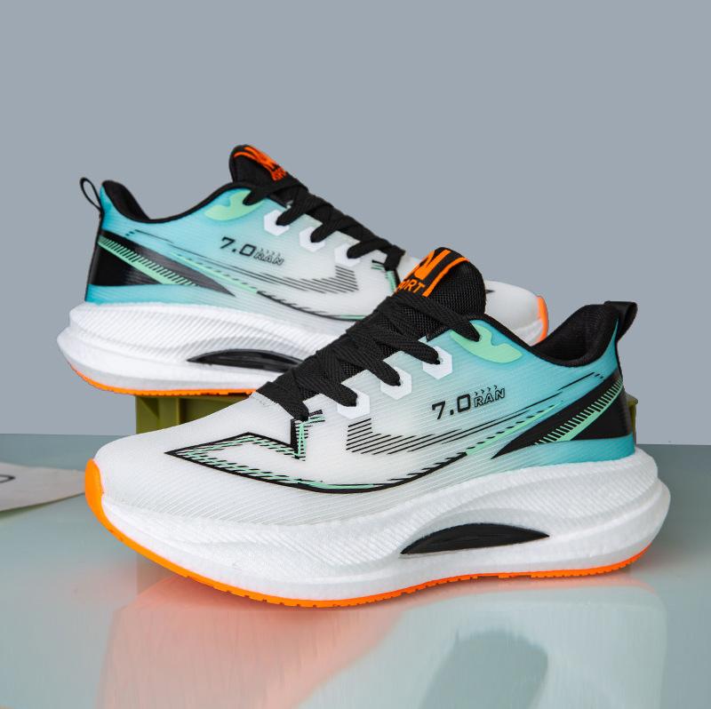 Spring and summer live broadcast of the same style, couple shoes, travel shoes, shock absorption, leisure sports running shoes, carbon board women