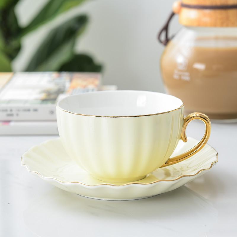 Pink Cute Creative Porcelain Cup and Saucer Ceramics Simple Tea Sets Modern Design Coffee Cups Tazas Para Cafe