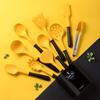 Set di Attrezzi da Cucina in Silicone Patchwork Nero e Giallo, Set da 10 Pezzi, Secchiello Contenitore per Utensili da Cucina