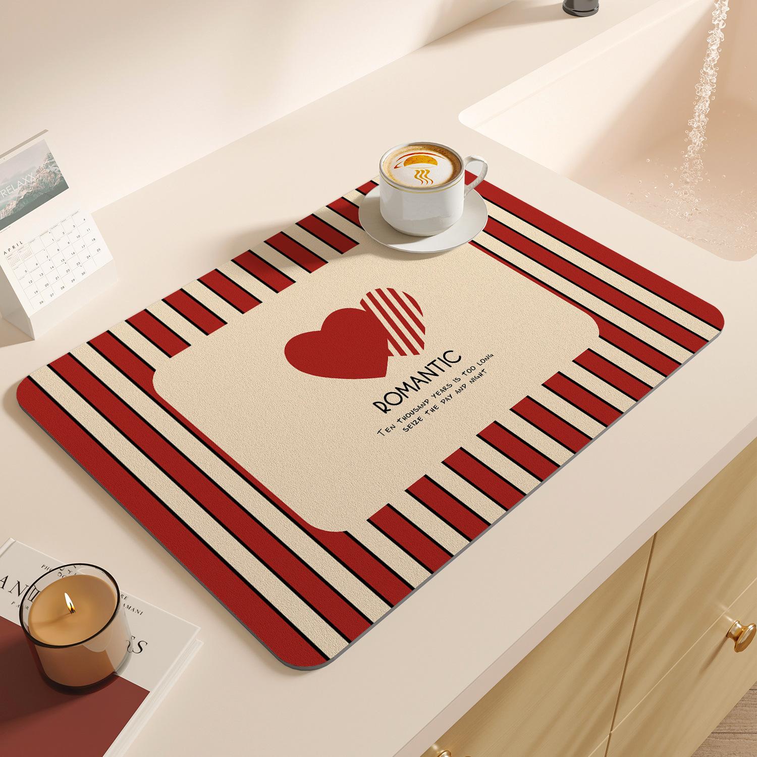 

Мультяшный Любовь Кухонный Дренажный Коврик с Водопоглощающей Диатомовой Грязью Мягкая Подушка Прочный и Легкий в Уходе для Посуды Противоскользящий Коврик 20x30cm