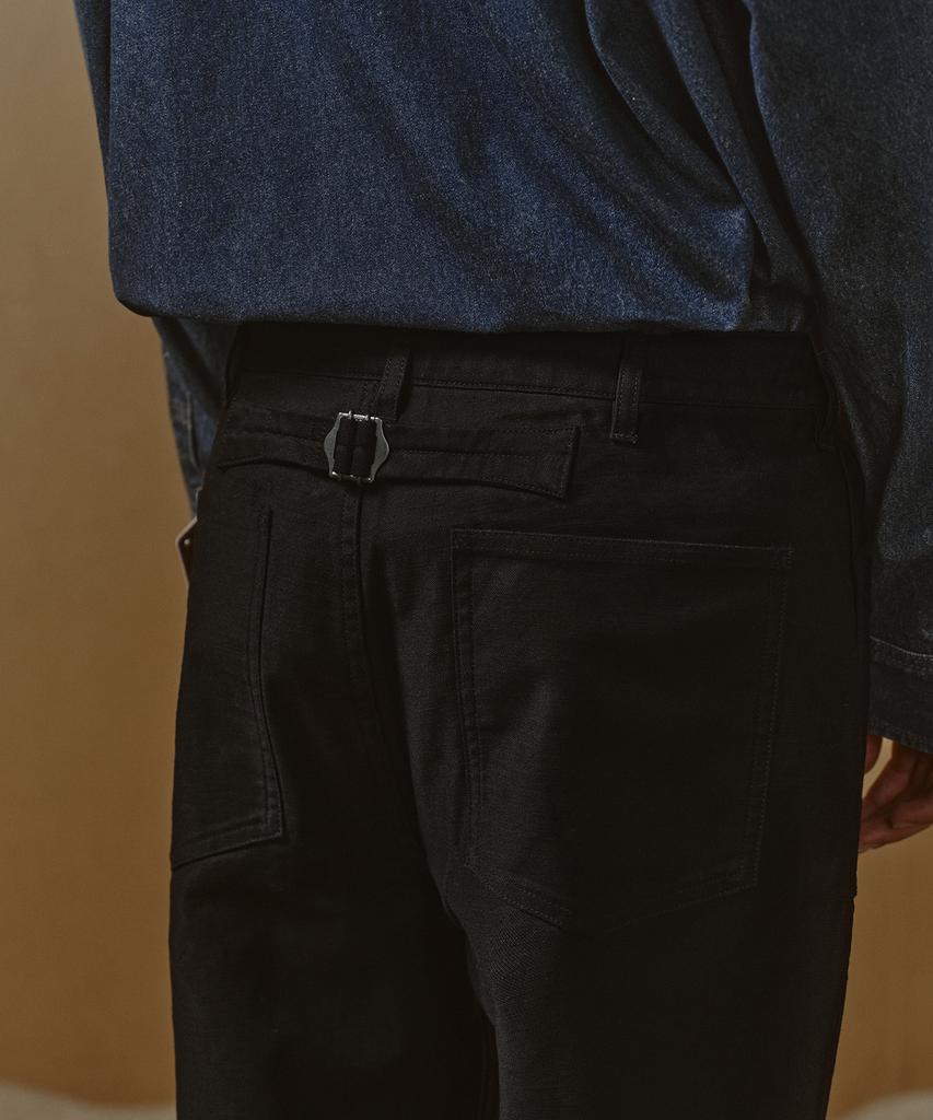 MUSINSA STANDARD Back Satin Baker Pants [Black]