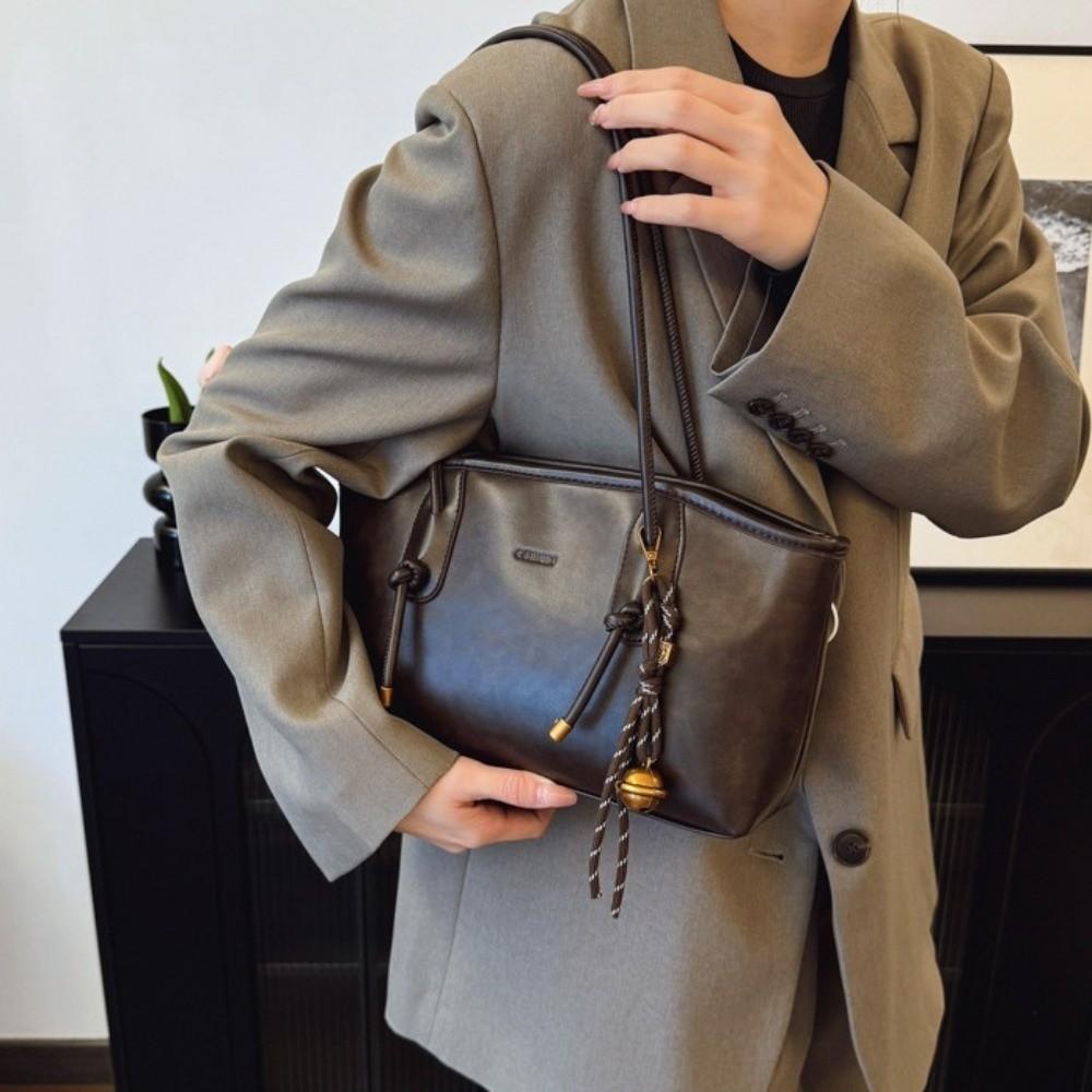 Large Capacity Retro PU Underarm Bag with Pendants Tote Bag Trendy Armpit Bag Shopping