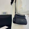Borsa da donna in morbida pelle, grande capacità, borsa per mamma di mezza età, borsa a tracolla multistrato, borsa per cellulare, piccola borsa quadrata