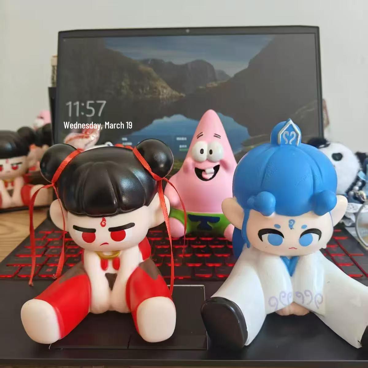 

Nezha & Ao Bing Phone Holder Desk Ornament Figurine