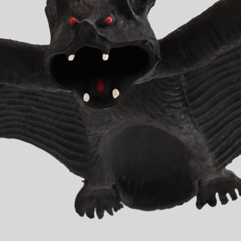 Simulation Bat Tpr Soft Rubber Halloween Prank Animal Model Scary Pendant Rubber Bat Venue Decoration Props April Fool'S Toys