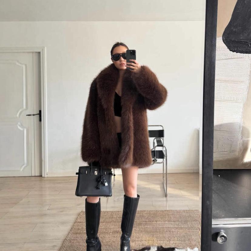 Autumn and winter retro imitation fur coat soft fluffy fox fur coat green fruit collar medium and long warm fur coat