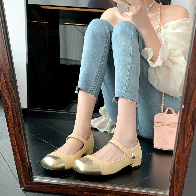 Retro Xiaoxiangfeng Round Head with Mary Jane Shoes 2025 Spring Shallow Mouth Flat-soled Single Shoes Women