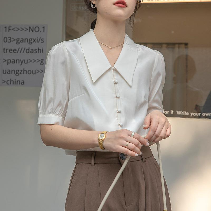 

Элегантные женские рубашки, французская белая рубашка, женская рубашка с короткими рукавами, дизайн Sense Niche, атласная блузка с V-образным вырезом, летний темперамент, профессиональная рубашка для поездок на работу XL бежевый