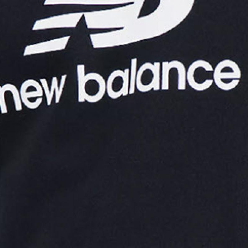 Ein neuer New Balance Stacked Logo Frottee-Sweatshirt Nbncd4s021 19
