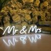 Herr & Frau Neonschild LED-Licht Hochzeitsfeier Wand-LED-Neonschilder Zimmeraufhängung Ästhetische Dekoration Geschenke Fräulein Frau LED-Neonlicht