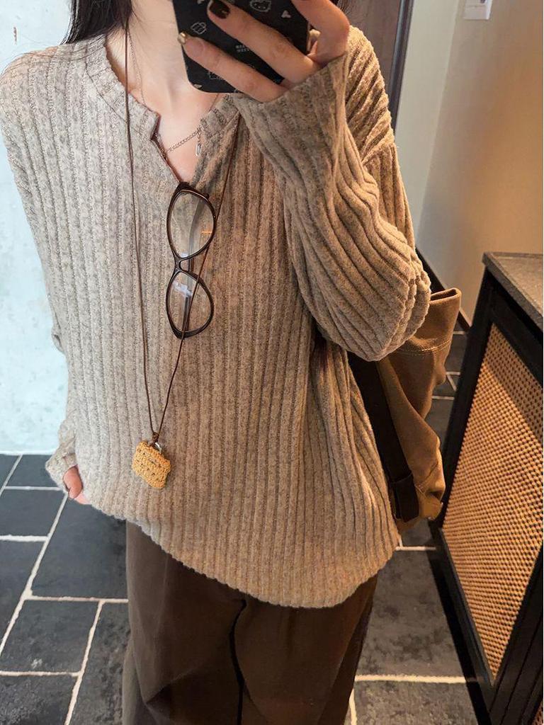 Solid Color Textured Long-Sleeve Women's Base Layer Shirt - Korean Style, Loose Fit for Spring/Autumn