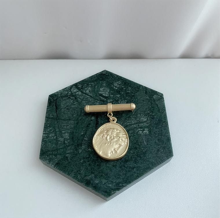 Mihmily Značka - Vintage francouzská barokní brož