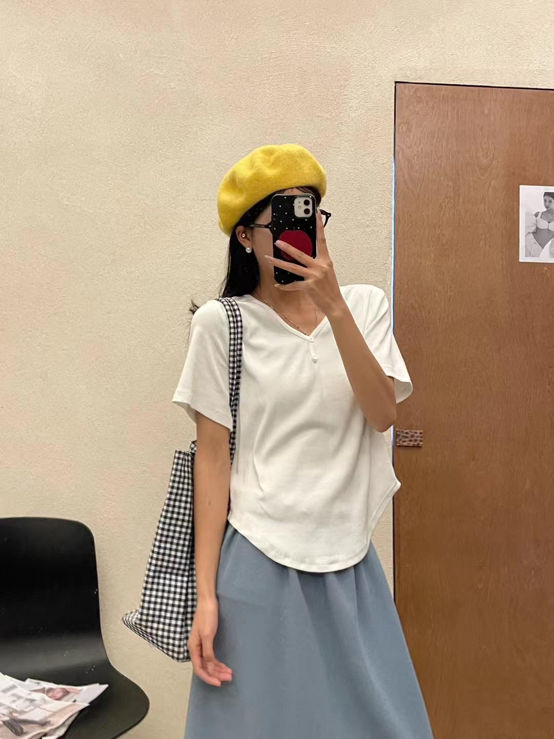 

Da7 Women s Plus Size Loose V-Neck Short Sleeve T-Shirt, Spring/Summer Korean Casual Style One Size