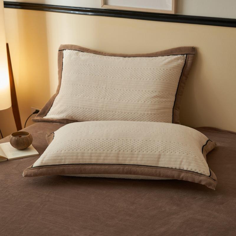 Thickened Milk Fleece Bed Four-Piece Set Coral Flannel Quilt Cover Bed Sheet Three-Piece Set