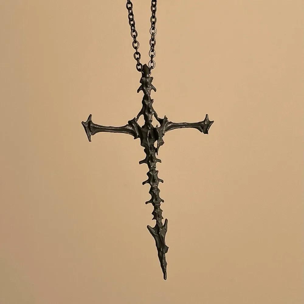 Gothic Retro Hip Hop Skull Cross Pendant Necklace, Distressed Punk Jewelry, Men's Women's Streetwear Accessory