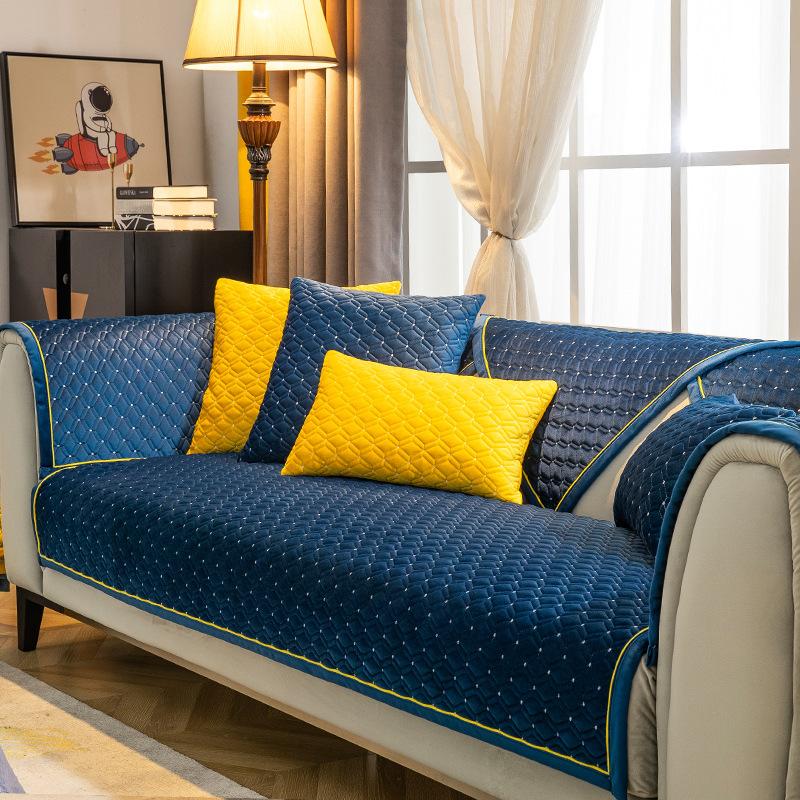 

Зимняя подушка для дивана Нескользящая подушка с плюшевой подкладкой Four Seasons General Простой роскошный ветрозащитный чехол для дивана. 70*70cm