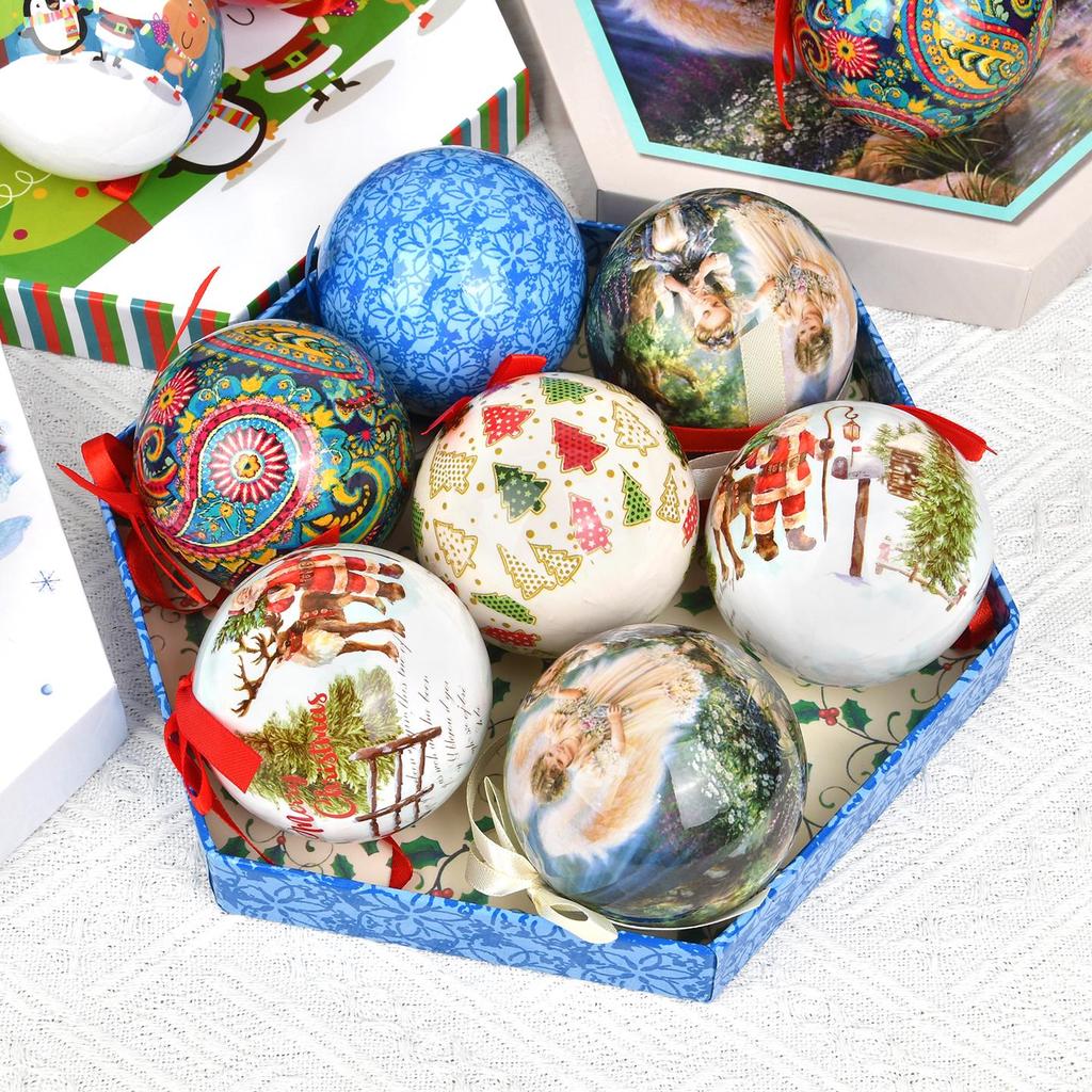 Enfeites de Árvore de Natal Criativos: Bolas de Memória e Pingentes de Papel com Padrão Pintado