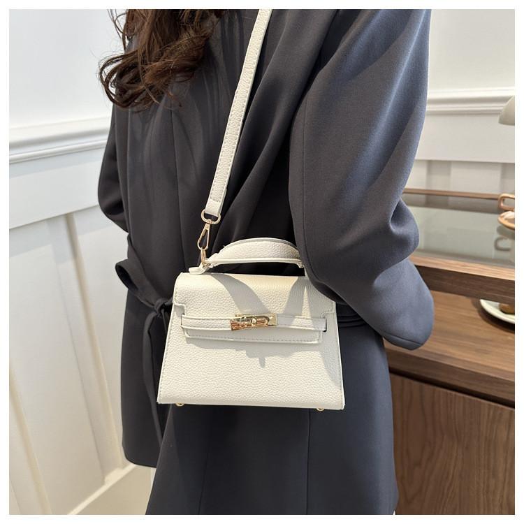 Retro Lässige Elegante Handtasche Damen 2024 Neue Koreanische Version Pendler Kleine Quadratische Tasche Mode Einzelne Umhängetasche
