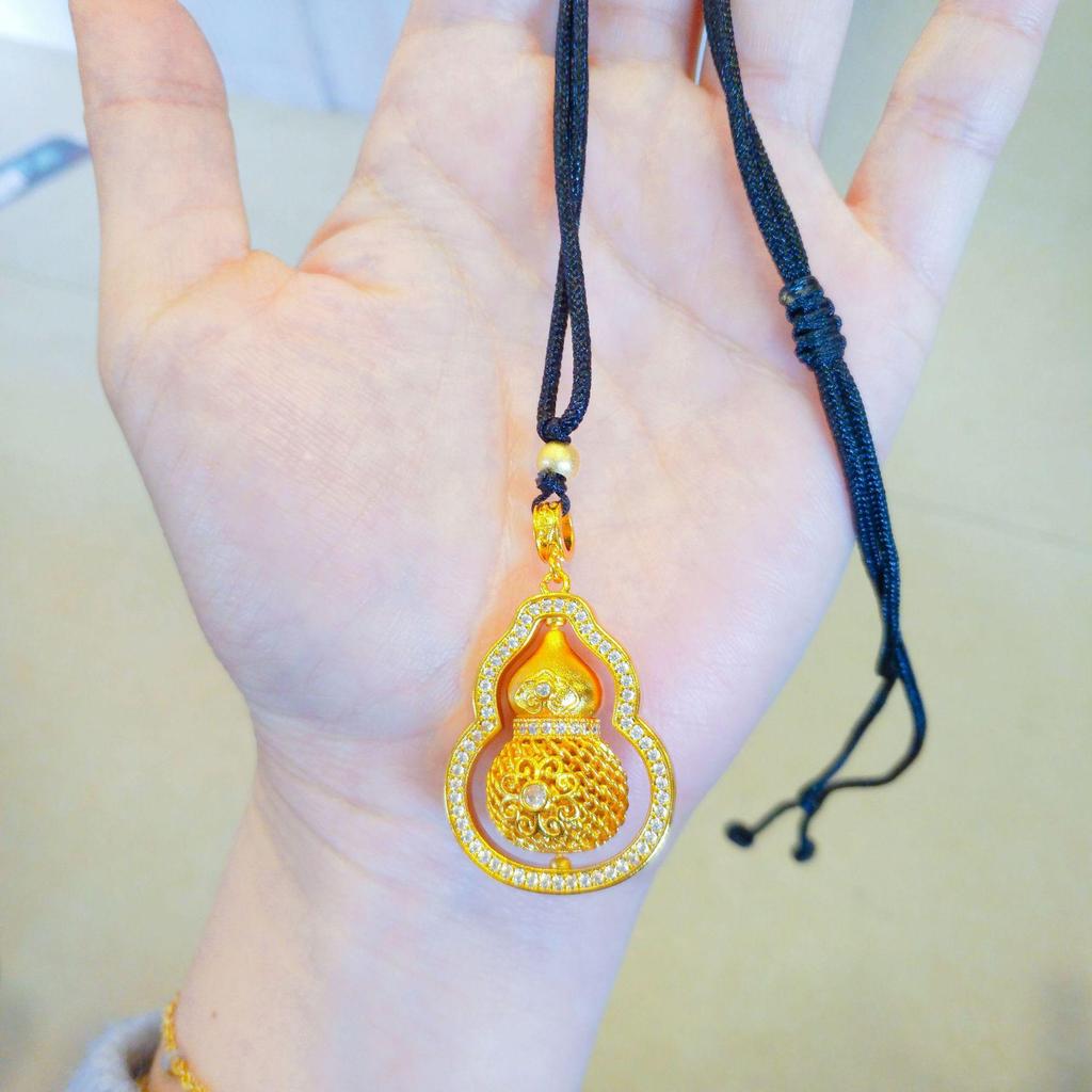שרשרת תליון דלעת עם אבני חן זהב וייטנאמית: קמע פו לו מסתובב עם עיצוב סיני אלגנטי