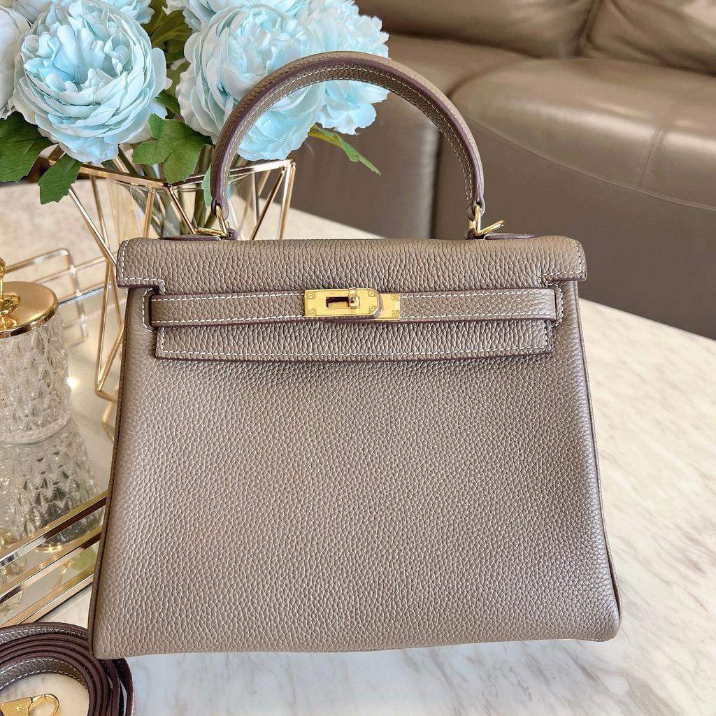 Neue Kelly-Tasche aus echtem Leder mit Litschi-Muster, Obermaterial aus Togo-Rindsleder, modische Schultertasche mit Innennaht, Crossbody-Tasche für Damen