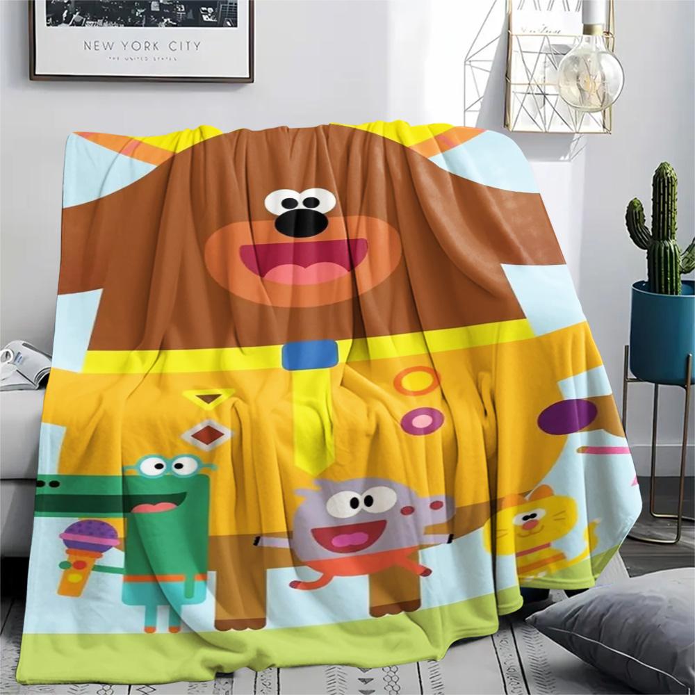1PC Hey Duggee Patterned Flannel Blanket Suitable For All Seasons for Home Decor Warmth and Comfort Gifts Holiday Present