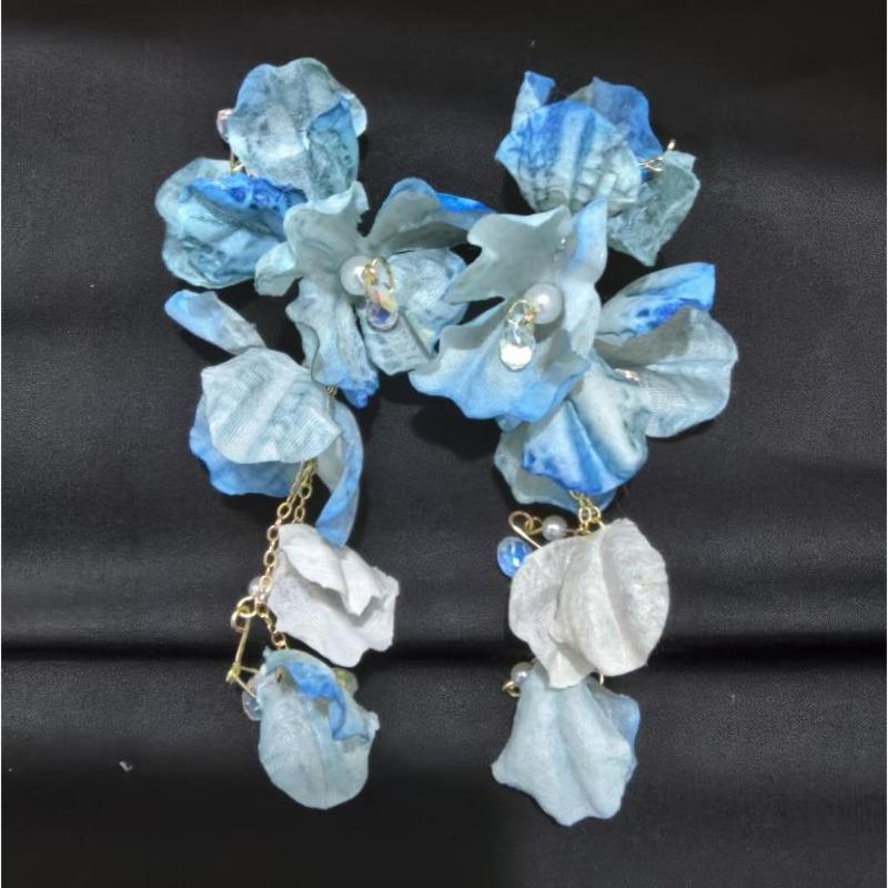 Sweet Fabric Flowers Long Tassel Earrings For Women Sweet Temperament Crystal Drop Dangle Earring Party Wedding Jewelry Gift 2025