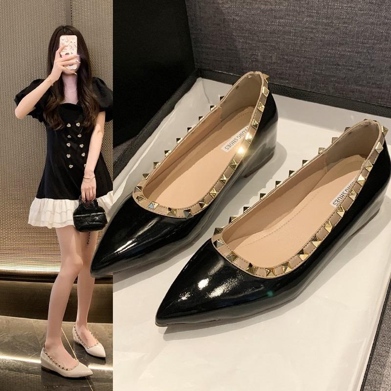 Fashion 2025 New Summer Rivet Pointed Toe Soft Sole Scoop Shoes Women's Shallow Mouth Inside Heightening Single Shoes Versatile