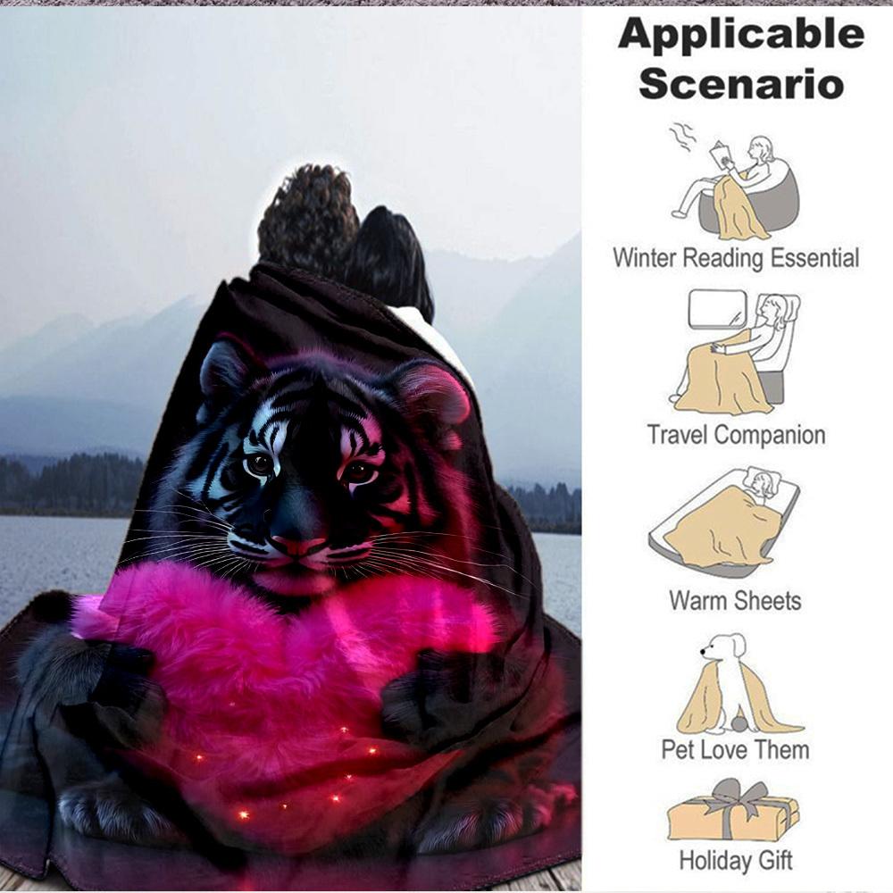 1pc Tiger Glowing Heart Blanket Lightweight Blanket Throw Blanket For Sofa, Bed, Travel, Camping, Livingroom, Office, Couch, Chair Yy251010013