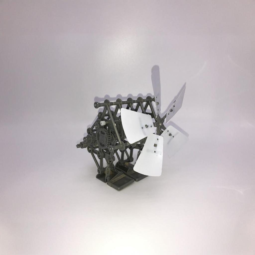 Wind-Powered DIY Bipedal Robot Kit for Students: Creative Science Experiment Puzzle Toy