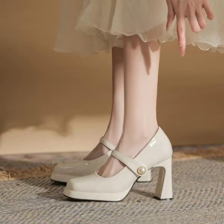 Mary Jane High Heels Damen Frühling Neu Ein-Wort mit Perlen Temperament Nicht Müde Füße Arbeitsschuhe Eckiger Kopf Einzelne Schuhe