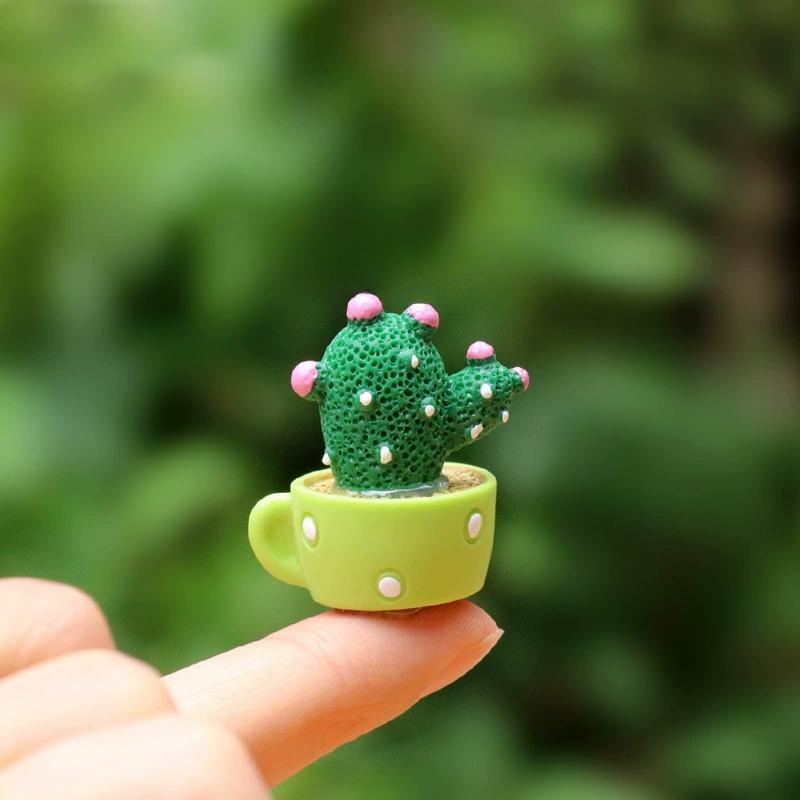 

Суккулентный кактус из смолы, мини-симуляция зеленого растения, бонсай, небольшой орнамент, микропейзаж, офисный рабочий стол, украшение для гостиной, свадебный подарок на вечеринку