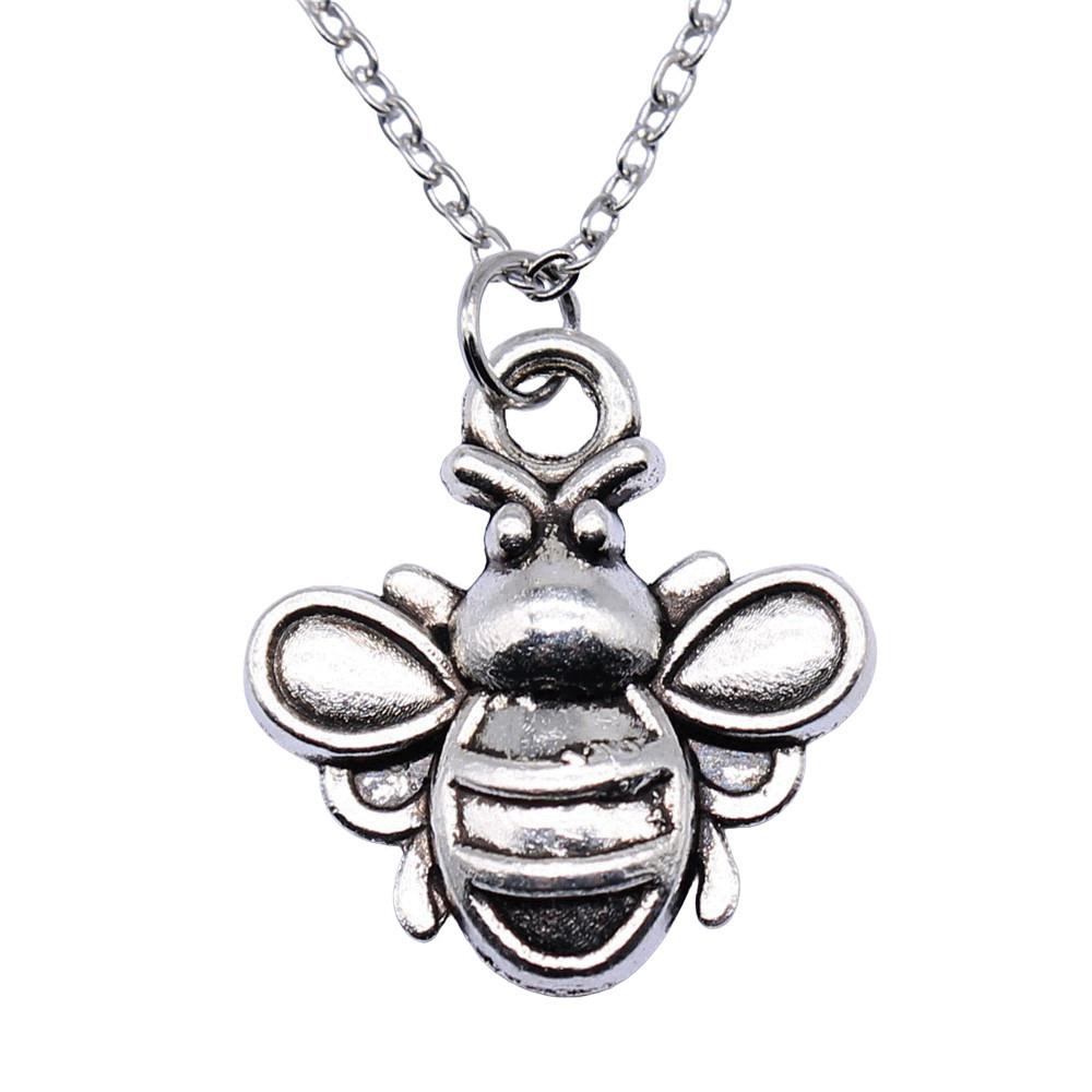Dragonfly Pendant Necklace Insect Nature Inspired Delicate Jewelry 40cm Short Chain