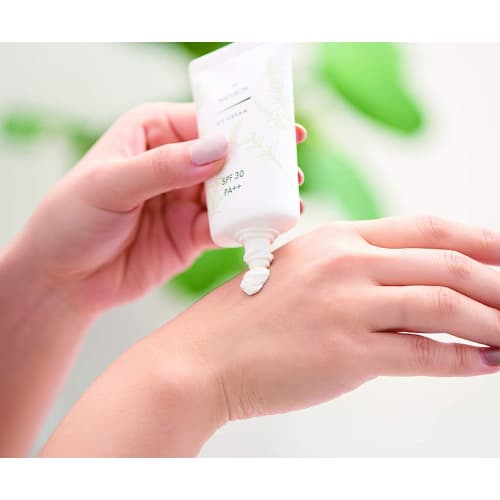 Pax Naturon UV Cream SPF30/PA++ 45g Sunscreen Additive-free For Sensitive Skin 100% Naturally Derived UV Absorber Free Sun Oil Organic UV