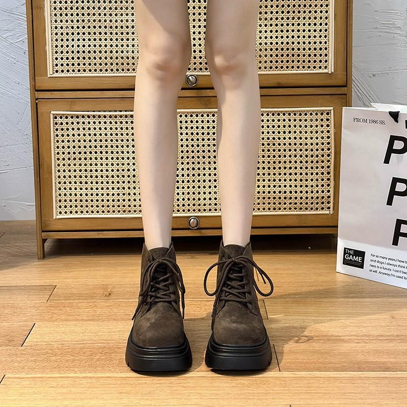 Thick-soled Martin Boots Women's Autumn and Winter New Square Head Lace-up Retro Student Short Boots