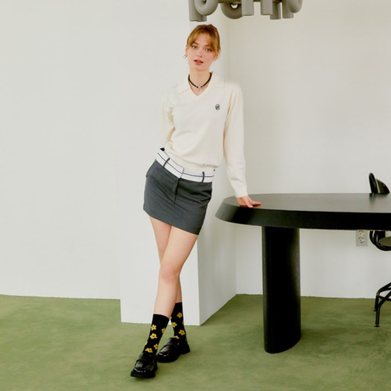 MONTH IN MONTH OUT Patterned flower_BLACK&YELLOW