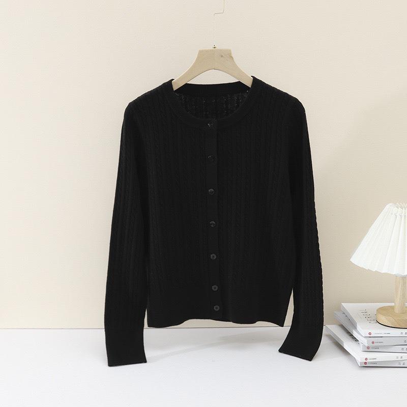 Early spring new simple round neck long sleeve twisted flower knitted wool cardigan temperament versatile small coat women's bottoming sweater