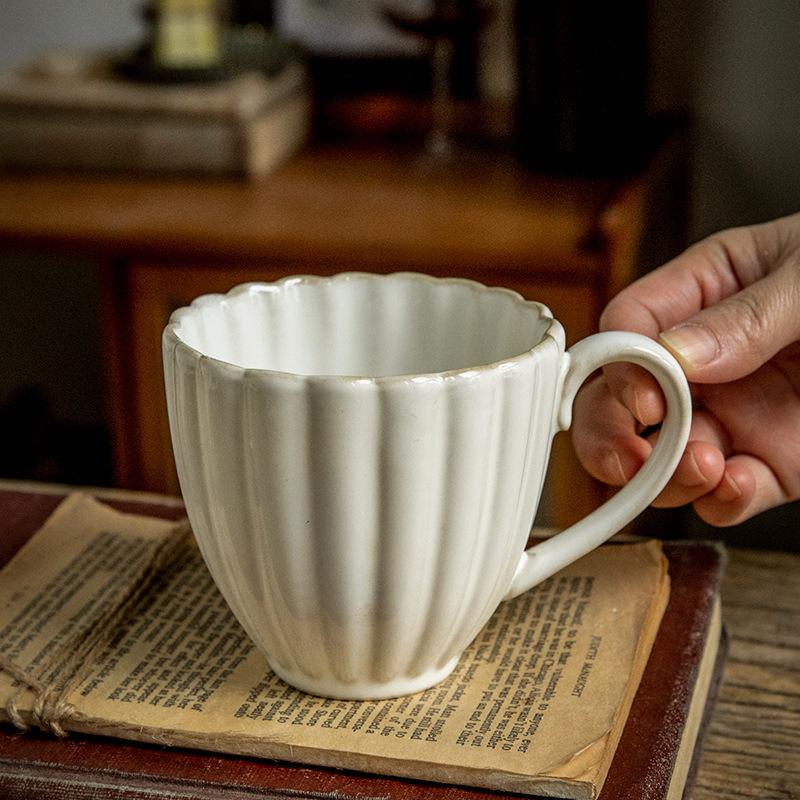 Aoxue Petal Relief Ceramic Retro Kiln Change Glaze Latte Coffee Cup Export