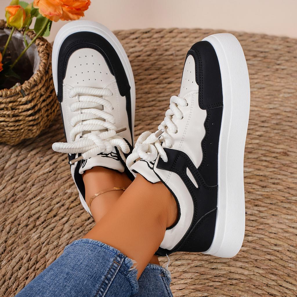 Fashion Women's New Versatile Spring Autumn Campus Leisure Sports Simple  Comfortable Board Shoes Daily Commuting Women's Shoes