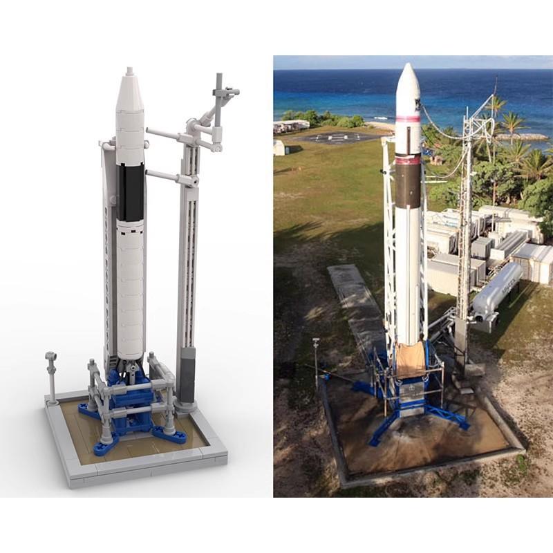 Falcon Launch Pad Saturn V Scale MOC Building Block Set Falcon 9 Rocket Space Satellite Vehicle Children's Gift