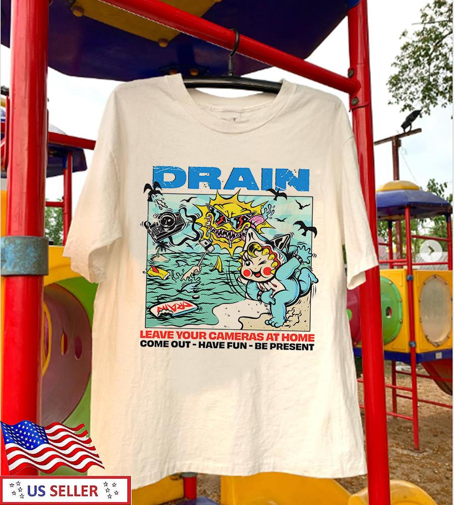 

DRAIN Band On Tour In CALIFORNIA Gift For Fan T Shirt Full Size S5XL ET371 Unisex T-Shirt M