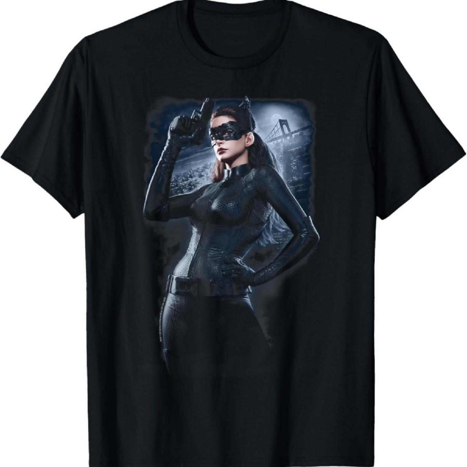 

Batman Dark Knight Rises Catwoman Out on the Town T-Shirt XXXXXL чорний
